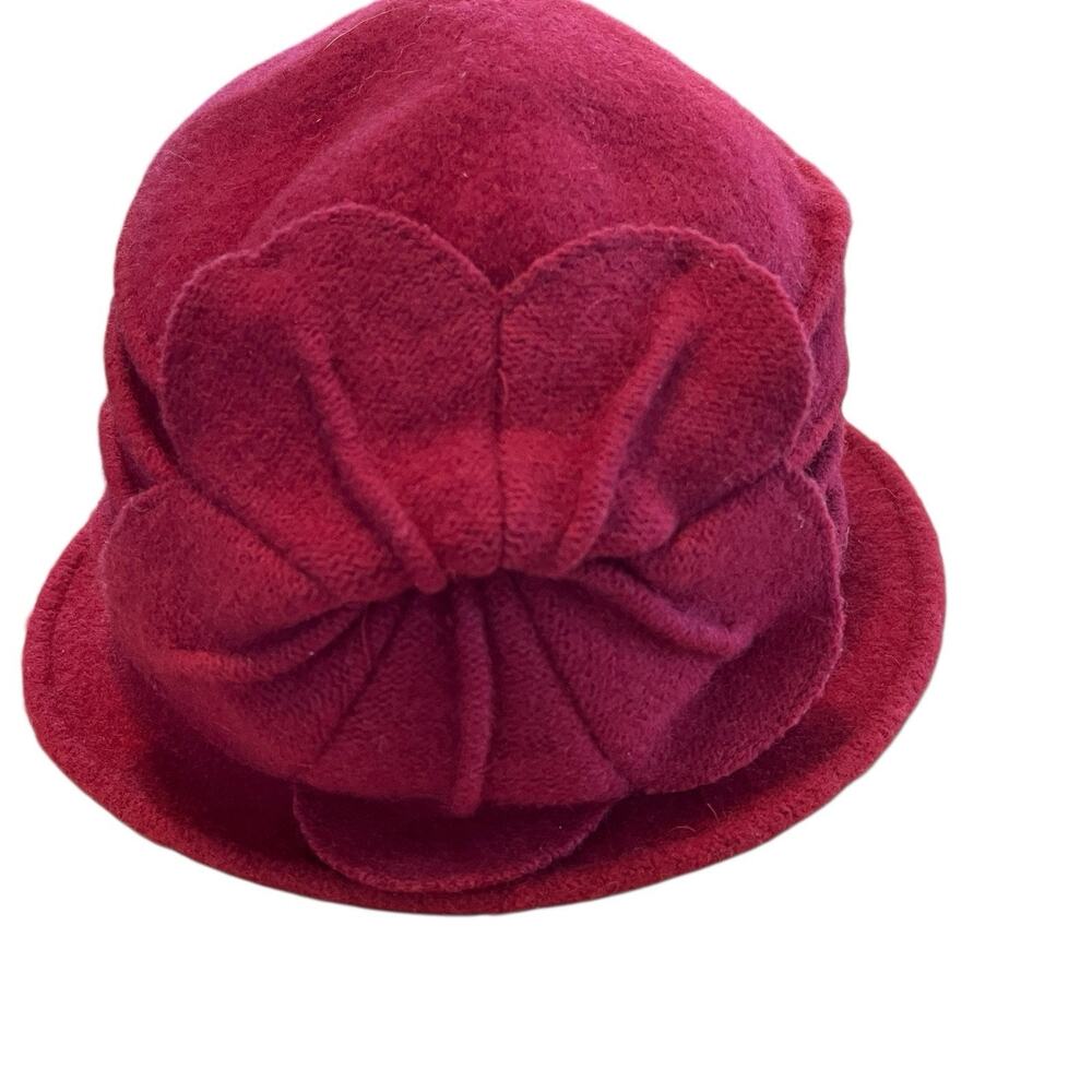 Toucan Collection Red Cloche Women SZ 6 1/2 Vintage With Flower Wool Retro Chic